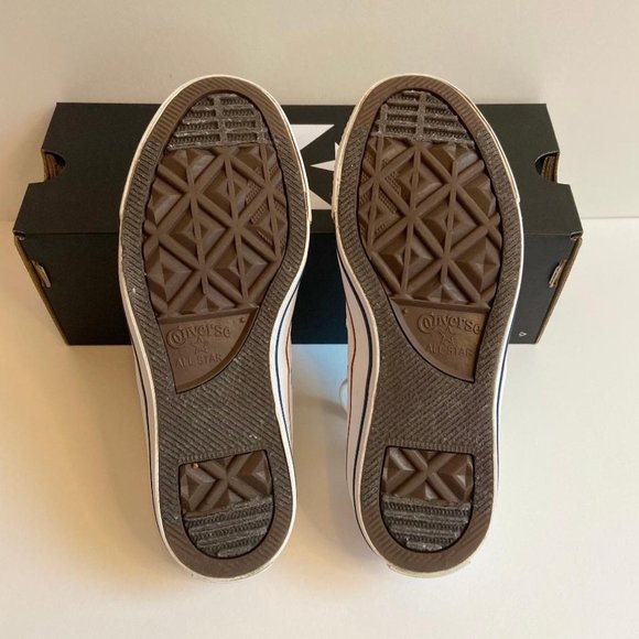 Converse White Sneakers with Red and Blue Stripes - Picture 13 of 16